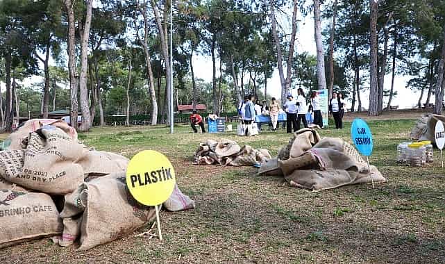 orman ekosisteminde atiklarin tehlikesi uygulamali gosterildi