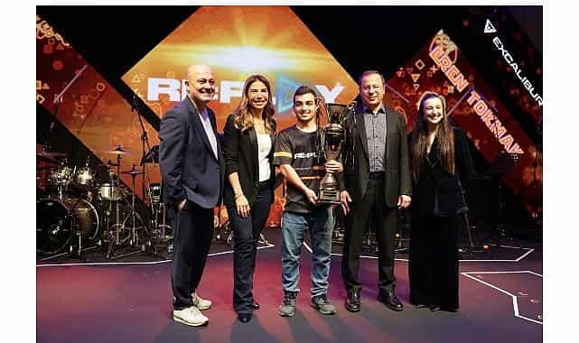 replay oyun turnuvasinin final gecesi gerceklesti