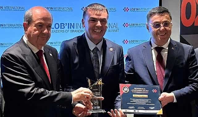 tumkiada oxfordda yilin stk odulu