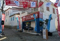 guzelbahcede guzmar nihat bakkal acildi