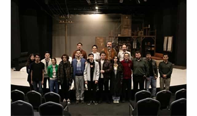 izbbst genclerle sahnede bulustu