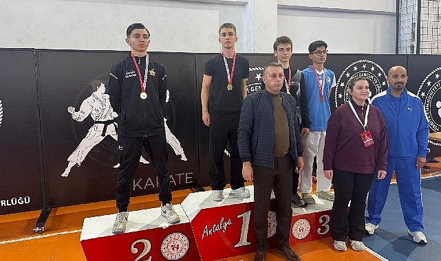 kemer belediyesi karate takimindan buyuk basari