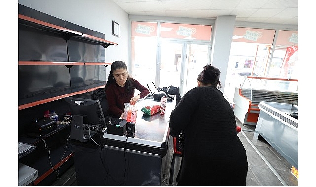 menderesin sosyal marketinden buyuk destek tam 2 milyon 800 bin tl